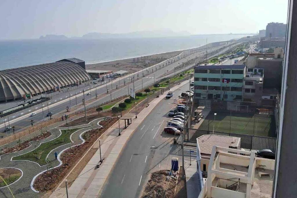 Apartamento De Estreno Con Balcon Frente Al Mar. Lima Bagian luar foto