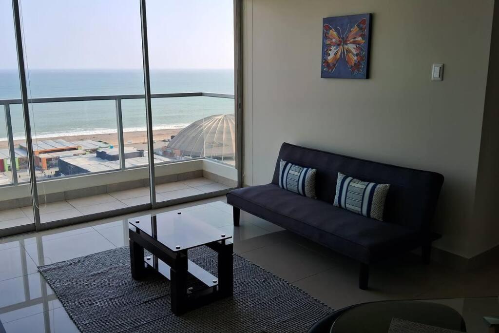 Apartamento De Estreno Con Balcon Frente Al Mar. Lima Bagian luar foto