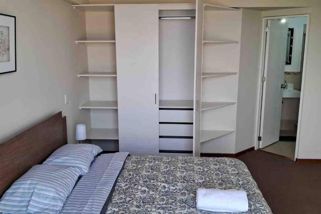 Apartamento De Estreno Con Balcon Frente Al Mar. Lima Bagian luar foto