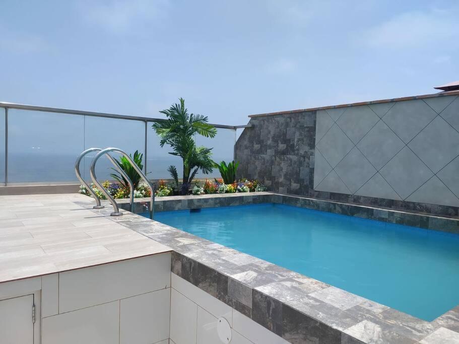 Apartamento De Estreno Con Balcon Frente Al Mar. Lima Bagian luar foto